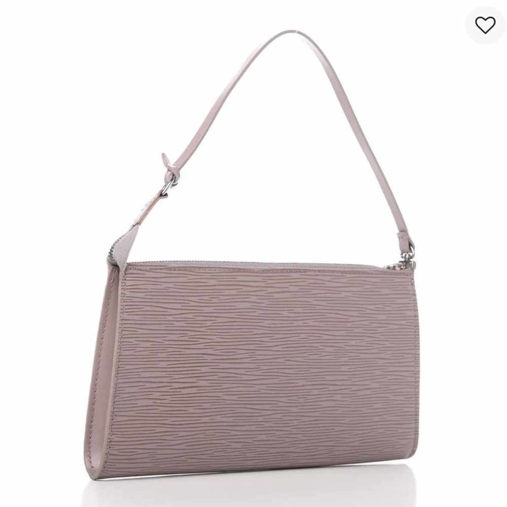 Louis Vuitton Epi Pochette Accessories 24 Lilac Small Shoulder or Hand Clutch